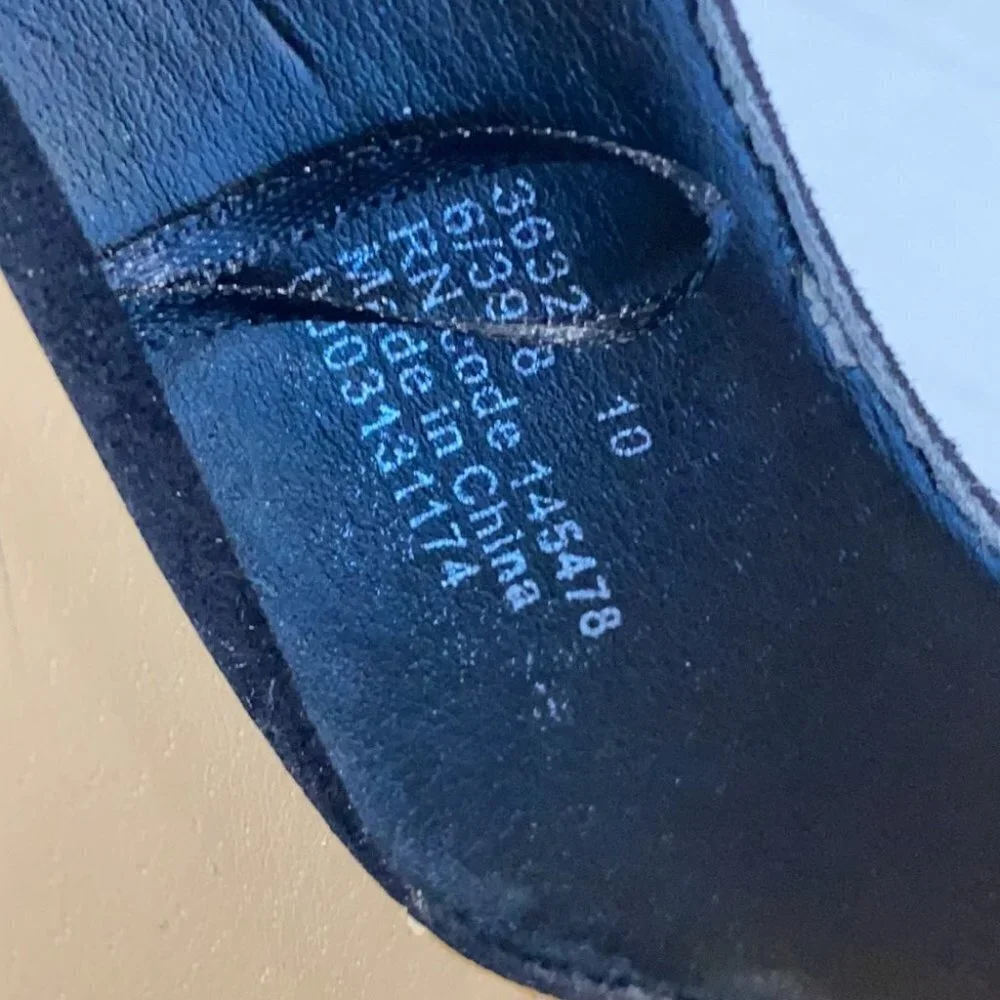 Atmosphere Velvet heels